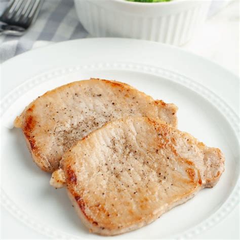 how to cook thin pork chops on a gas grill